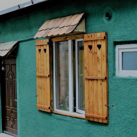 Dilijan Town Inn Buitenkant foto
